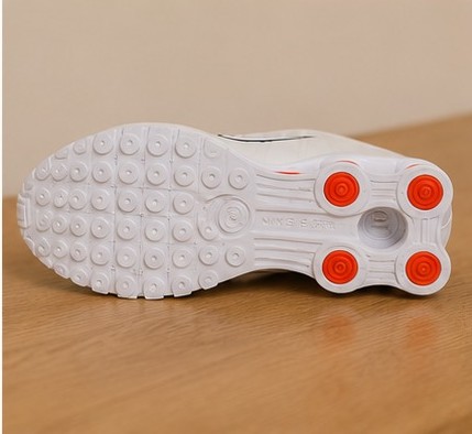 Nike Shox R4 ヒール構造 ディテール