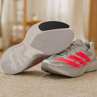 adidas Adizero Adios Pro Evo 2 カーボンロッド 搭載モデル